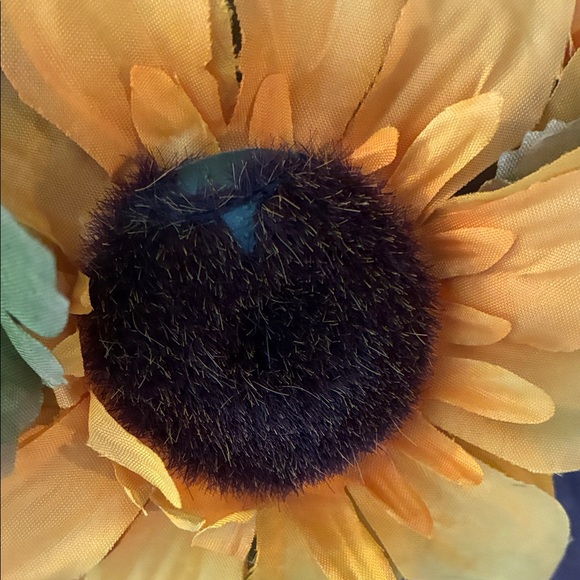 Yellow Sunflower Garland - Picture 6 of 7